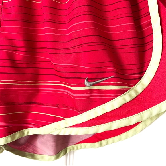 Nike Women’s Air Tempo Dri-Fit Lined Draw String Running Shorts 2 Pair Small - Picture 3 of 14